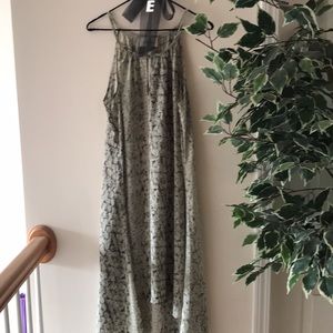 ☑️ Sizzling Sheer Snakeskin Print Hi-Lo Dress in Hues of Grey and Cream